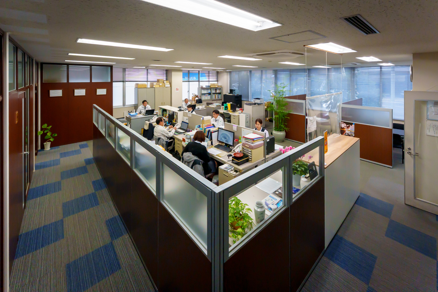 営業部・総務部 | 事業案内 | 株式会社山口組
